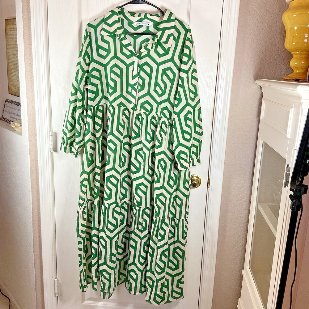 ZARA Women's XXL Green Ivory Graphic Print Flowy Dress 100% Cotton Half Button